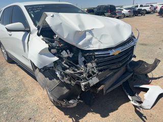 2023 Chevrolet Equinox FWD LT - Primary Damage Straight On Image